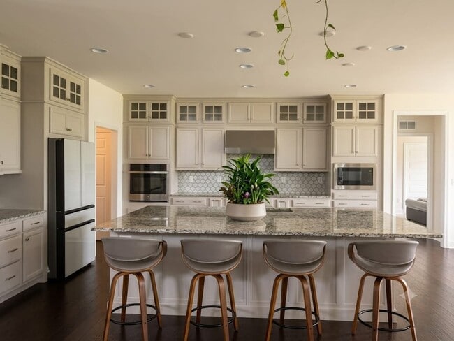 Photo - 18037 Bay Pt Wy
