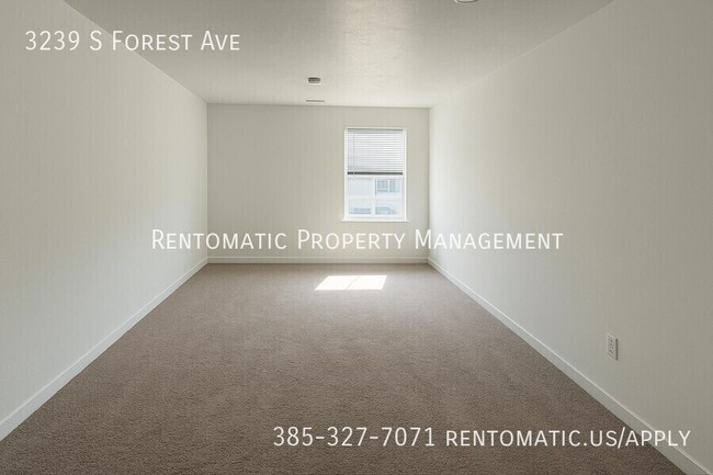 Photo - 3239 S Forest Ave