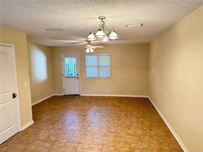 Photo - 104 Courtyard Villas Ln Unit A-1