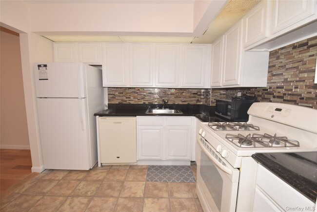 Photo - 206-14 Emily Rd Unit 42 L