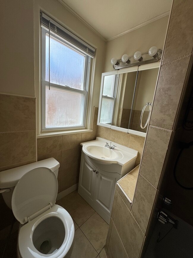 Photo - 4313 Kish Way Unit Apartment 2