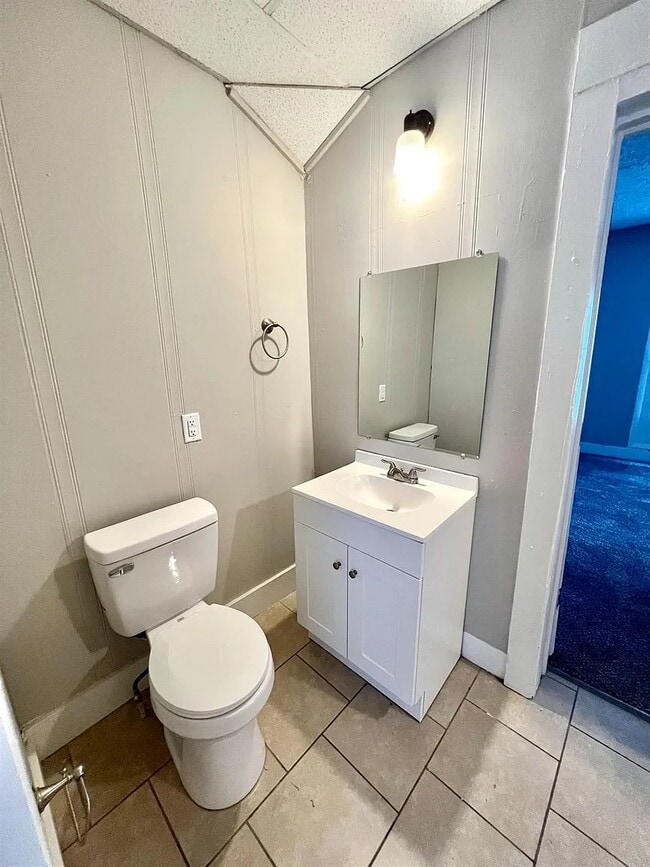 Photo - 1807 Tytus Ave