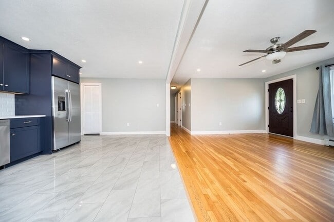 Photo - 1 Market St Unit 1