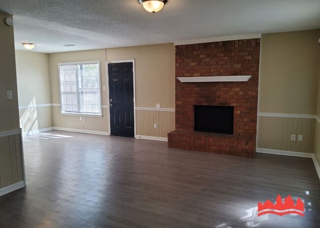 Photo - 3902 Ross Rd