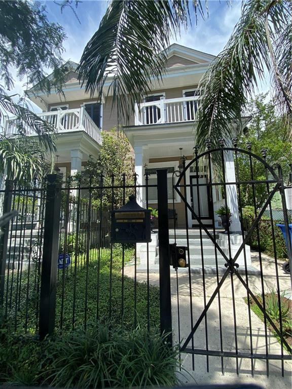 Photo - 2310 Jena St