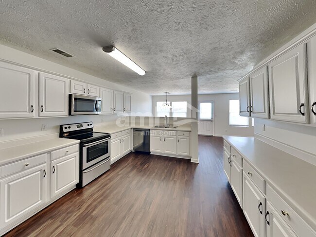 Photo - 2874 Meadow Point