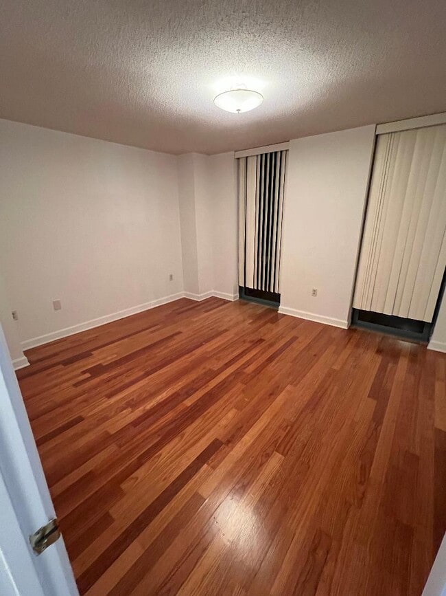 Photo - 2870 Pharr Court South NW Unit Concorde