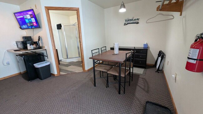 228 E State St Unit SI ID1539837P