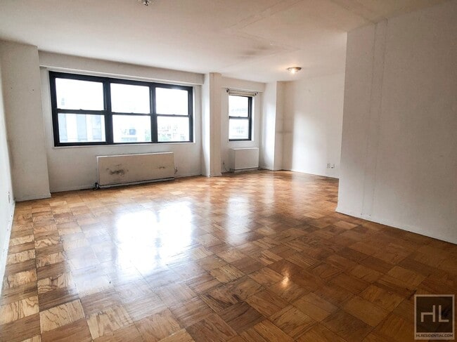 Building Photo - East 89 Street Unit 3L