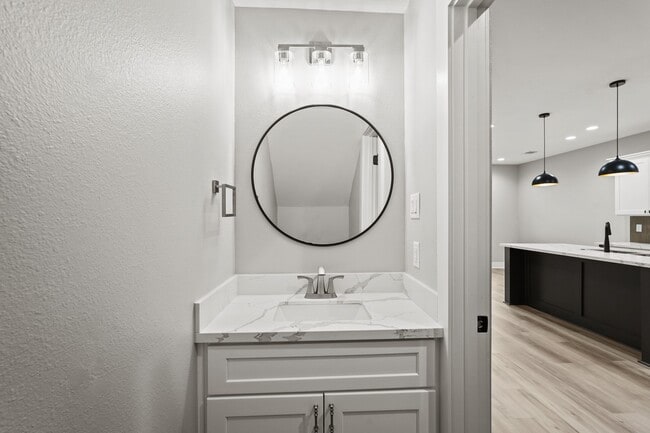 Photo - 2113 St Charles St Unidad A