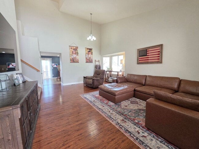 Photo - Gorgeous 4 Bed 3 bath Home In Fountain Colorado!!