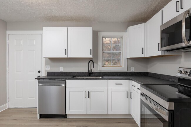 Photo - 3649 Tanaka Trail