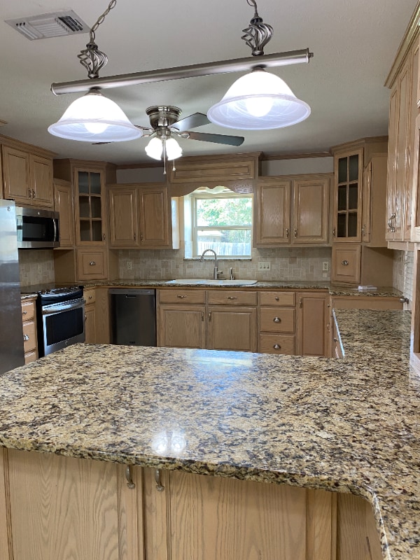 Photo - 6014 Castle Oaks