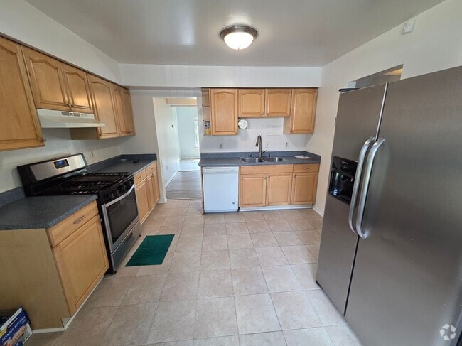 Building Photo - 11 Napa Valley Rd Rental