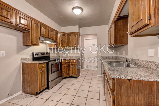 Photo - 7200 NW 115th St