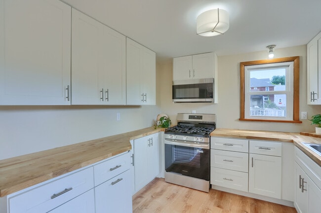 Photo - 1311 Midland Beaver Rd