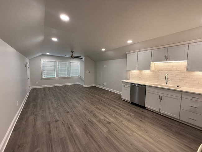 Photo - 2023 Moores Ford Rd Unit 2023 Moores Ford Rd