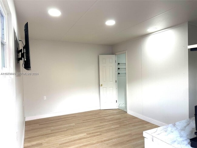 Photo - 8235 SW 41st Terrace Unit 1