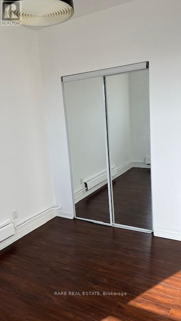 Photo - 1434 Queen St E Unité 3