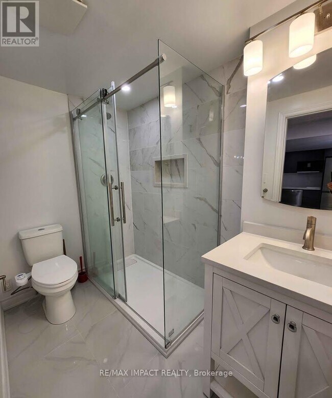 Photo - 127 Gillett Dr