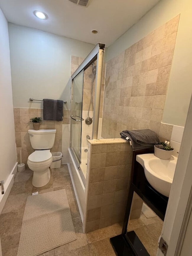 156 W 15th St Unit SI ID1541921P