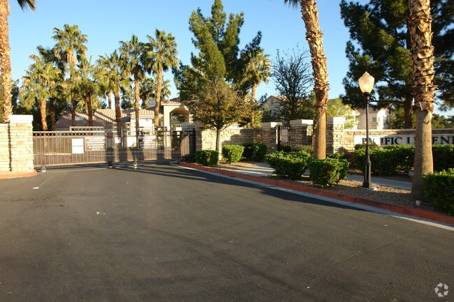 Photo - Pacific Legends