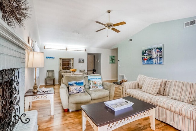 Photo - 314 24th St W Unidad SI ID1591427P