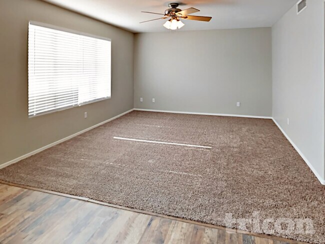 Photo - 6341 W Watkins St