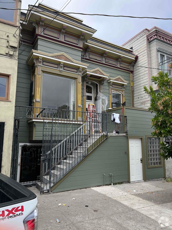 Building Photo - 1651-1651 La Salle Ave Rental