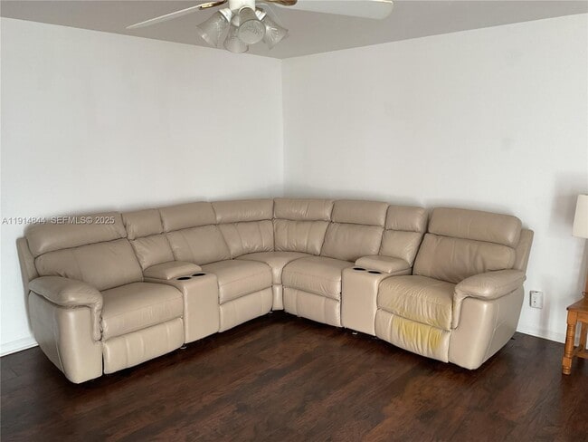 Photo - 516 Saxony Dr Unit 516