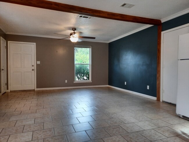 Photo - 3034 Stillwell Blvd