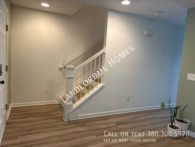 Photo - 8737 Cicada St