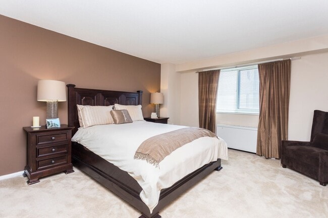 Photo - Enclave Silver Spring