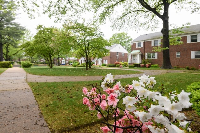 Photo - 66 Manor Dr Unit 609