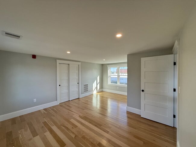 Photo - 93 Grant St Unit 95B