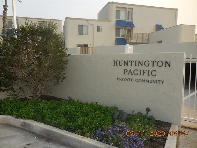 Photo - 711 Pacific Coast Hwy Condo Unit 323