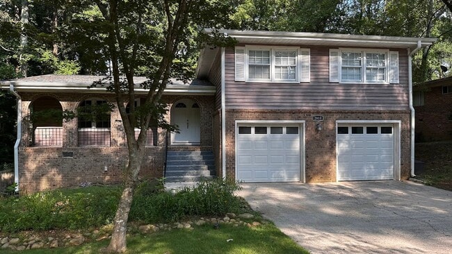 Building Photo - Spacious 4-Bedroom, 3-Bath Home with Moder...