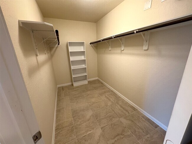 Photo - 18323 Spruce Tree Line Trl