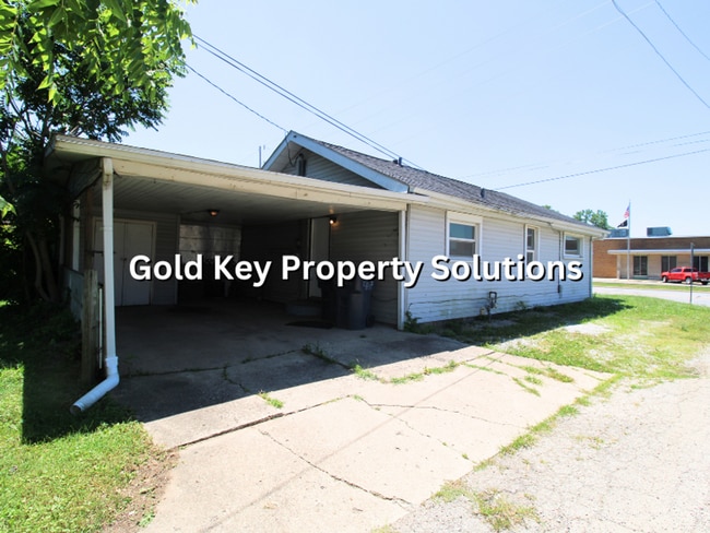 Photo - Attractive 2 BR 1 BA House with Carport and Nearby Restaurants (SECTION 8 APPROVED)