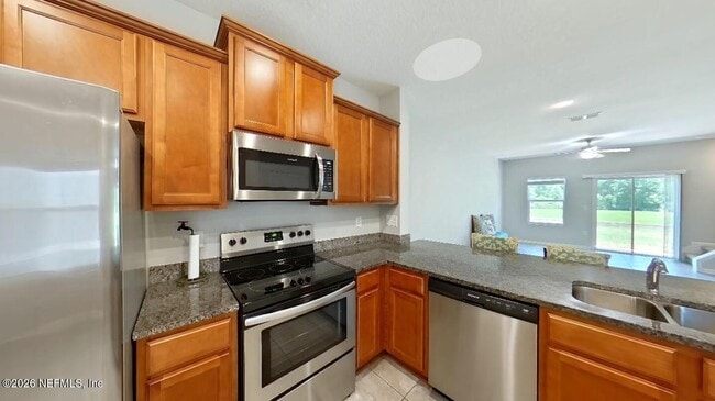 Photo - 687 Servia Dr