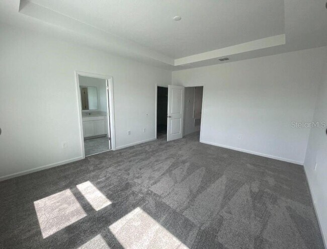 Photo - 2837 Pierr St