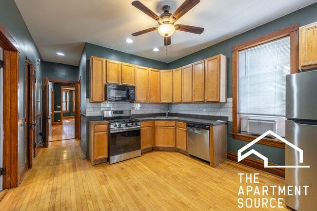 Photo - 2120 N Sawyer Ave Condo Unit 1