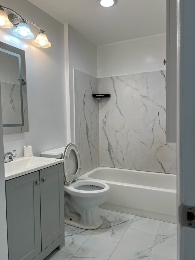 Photo - 2608 Wade Rd SE Unit 103