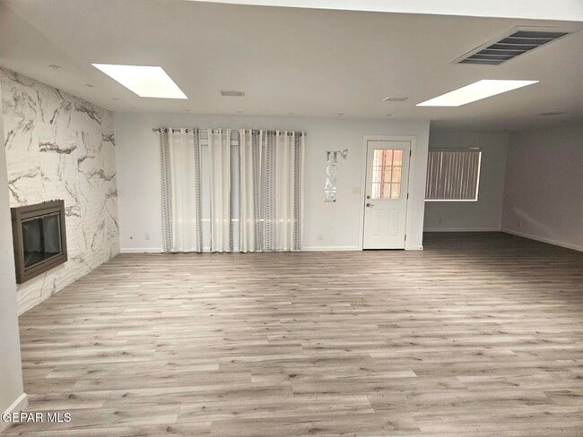 Photo - 10000 Honolulu Dr