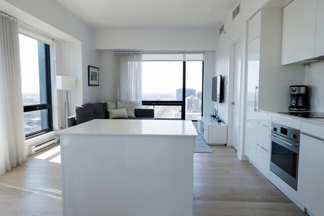 Photo - 1288 Av. des Canadiens-de-Montréal Unité SI ID1520409P