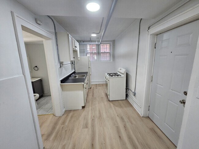 Photo - 2654 N Moreland Blvd