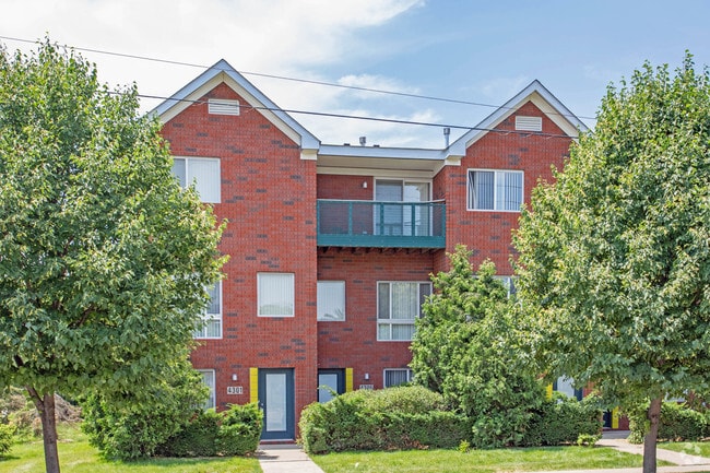 Amber Oak Townhomes