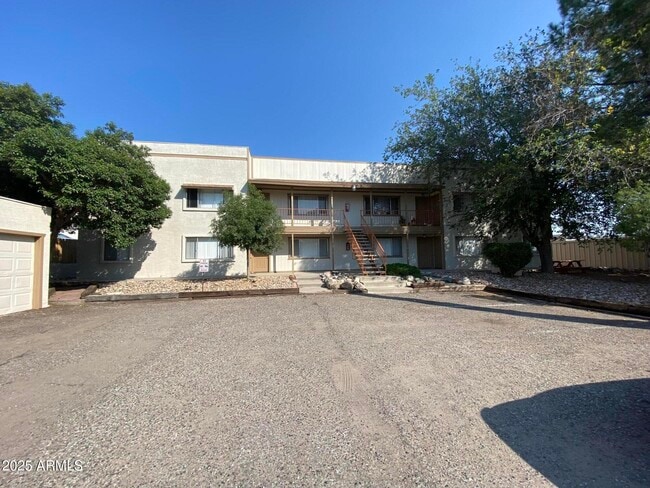 Building Photo - 1200 Lanny Ave Unit 16