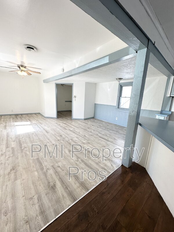 Photo - 6762 N 52nd St
