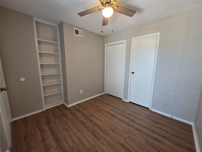 18519 Egret Bay Blvd Unidad 1714